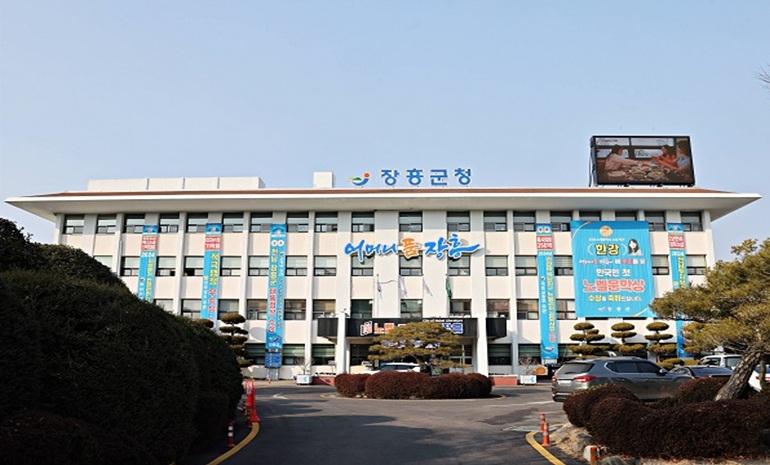 장흥군, ‘AI-IoT 기반 어르신 건강관리 사업’ 신규 추진