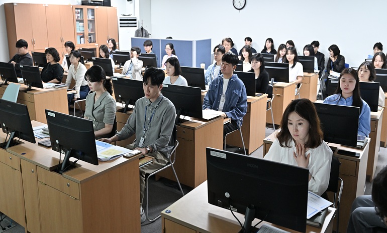 광주 서구, MZ 공무원 주도 ‘AI 실무 챗봇’ 개발