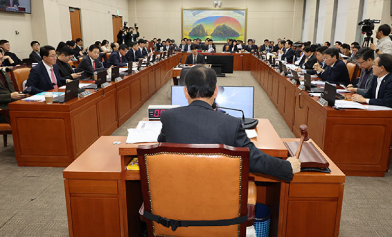 토큰증권 제도화 정무위 소위 통과… 제도권 진입 가속