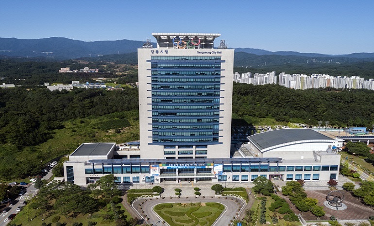 강릉시, 어르신 건강관리도 스마트하게 챙긴다