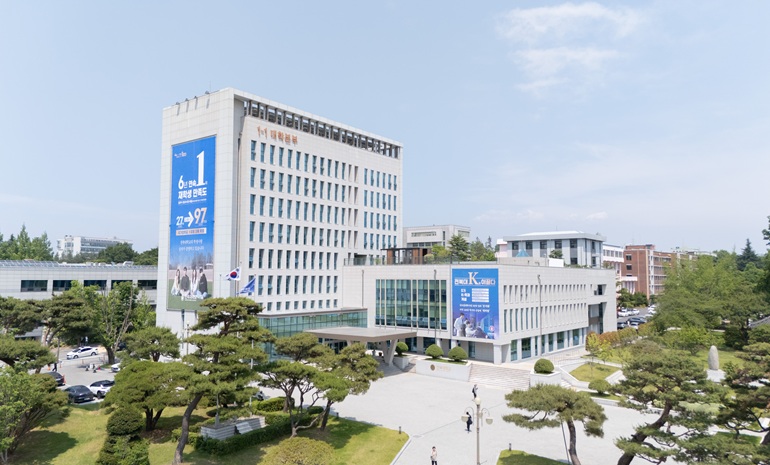 전북대, ‘AI 대학’ 신설… 정부 AI 전략 맞춤 지역 거점 구축